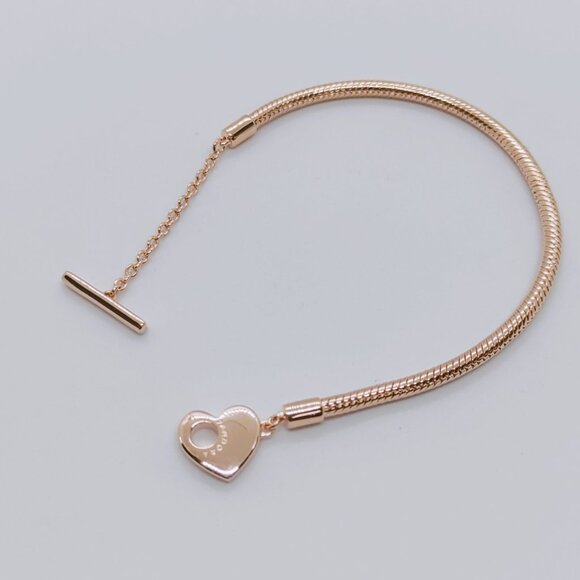 Pandora Moments Heart T-Bar Snake Chain Bracelet, Gold-Plated - Picture 4 of 9